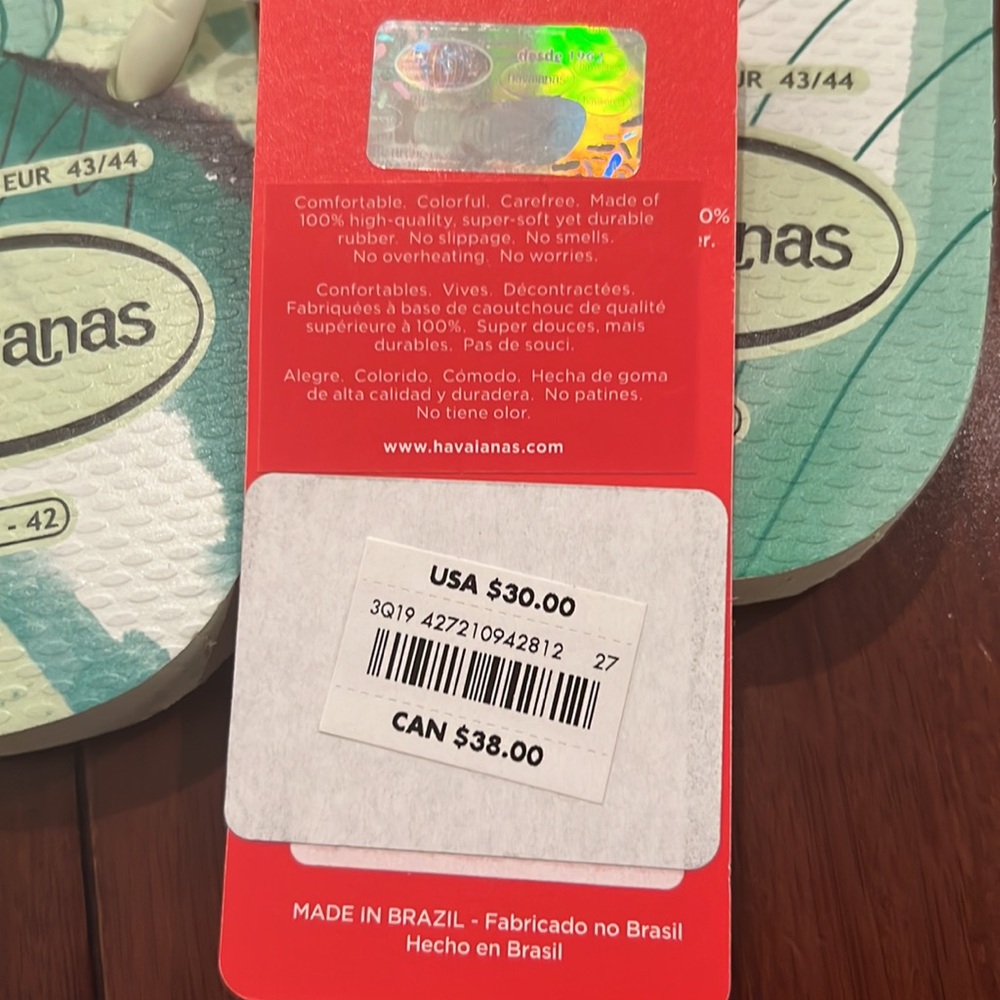 Havaianas Women's Sandals - Cream and Green - Picture 4 of 4